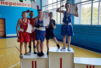 Юные криворожские боксеры завоевали 6 медалей на Чемпионате города