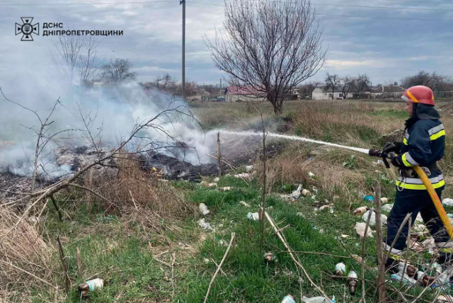 Вогнеборці Дніпропетровщини за минулу добу загасили 41 пожежу