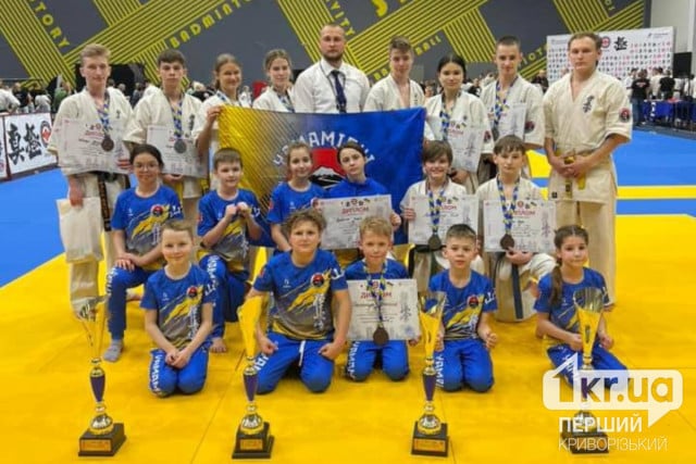 Криворожские каратисты завоевали награды на чемпионате Украины