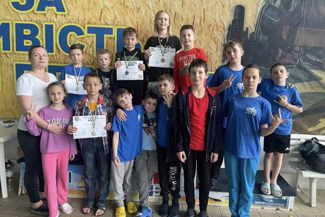 Юные криворожские пловцы завоевали 9 медалей на Кубке по плаванию