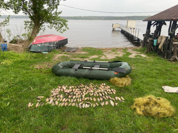 На Днепровском водохранилище нарушитель наловил рыбы на 280 тысяч гривен убытков