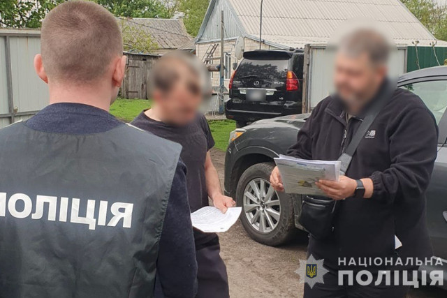 Правильне рішення за 2 500 доларів: на Дніпропетровщині викрили суддю за хабар