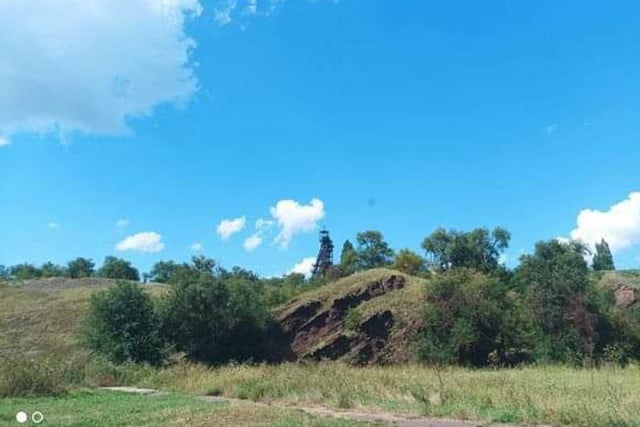 Криворіжців запрошують на благодійну екскурсію до Сланцевих скель