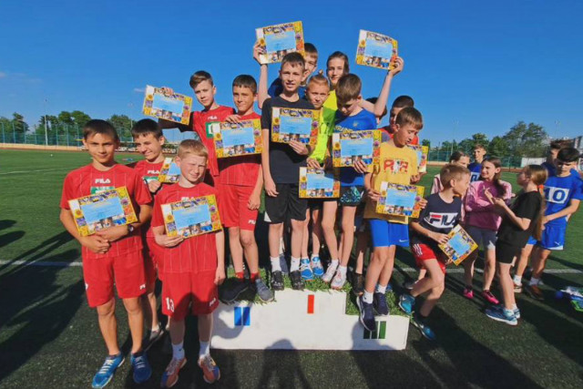 Криворожские спортсмены завоевали призовые места на чемпионате области по эстафетному бегу