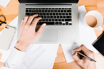 Работа от 55 000 гривен: криворожан приглашают на работу