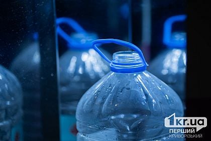 «Кривбасводоканал» опубликовал график подвоза воды в районы, где ее временно не будет