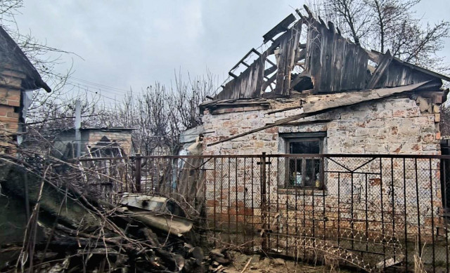 Три атаки дронами-камікадзе й артилерійський обстріл: як минув день на Нікопольщині