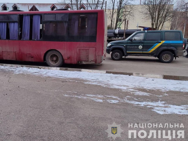 Ворожа атака на Дніпропетровщину: фото наслідків