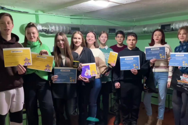 Криворізькі учні отримали нагороди у конкурсі від Нацбанку «ШахрайГудбай»