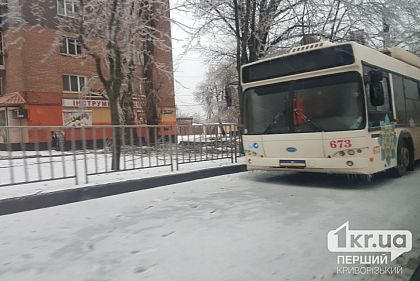В Кривом Роге частично не работает коммунальный транспорт: причина