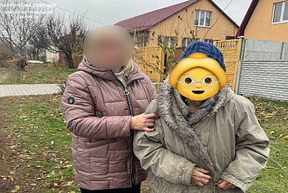 В Днепре полицейские помогли 86-летней переселенке, которая потерялась, вернуться домой
