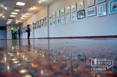 В Криворожском городском выставочном зале проходит выставка фотографических работ Натальи Курбет и Анатолия Низенко