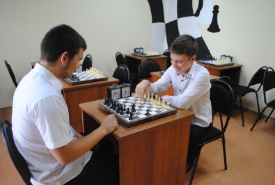 В лицее №35 открыли шахматный клуб для школьников