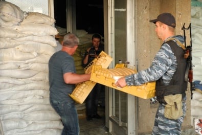 Днепропетровская область одна из первых передала гуманитарную помощь жителям Славянска