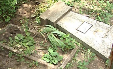 В Кривом Роге задержали злоумышленников, которые раскурочили около 200 могил