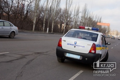 ГАИ Днепропетровской области борется с пьяными водителями и попрошайками на дорогах