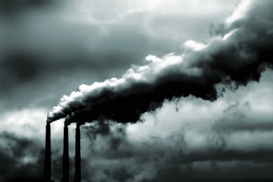 Ежегодно предприятия Кривого Рога выбрасывают в воздух более 300 тысяч тонн загрязняющих веществ