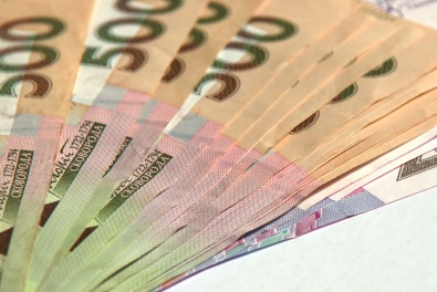 Прокуратура области разоблачила налоговиков, нанесших ущерб государству на сумму более 1 млн гривен