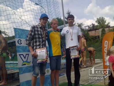 Криворожские юные пловцы стали одними из лучших на Чемпионате и Кубке Украины по плаванью