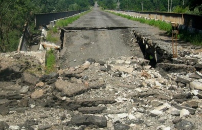 В Донецкой области взорвали мост государственного значения