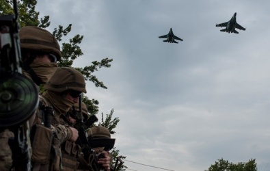 СБУ задержала военных, воровавших топливо для боевых самолетов