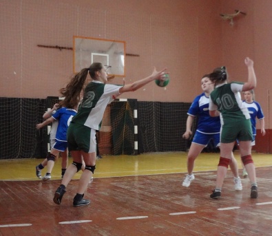 Криворожская команда примет участие во всеукраинских соревнованиях по гандболу