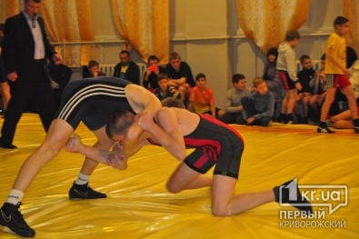 В Кривом Роге прошел открытый городской турнир по вольной борьбе в память Олега Трунова