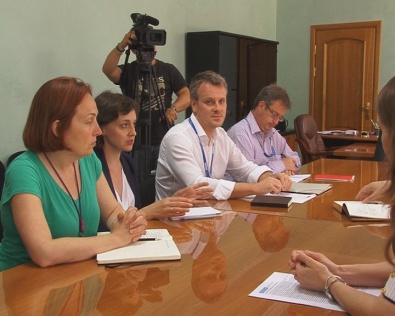 Прокурор города Кривого Рога Валерий Прихожанов встретился с наблюдателями специальной мониторинговой миссии ОБСЕ