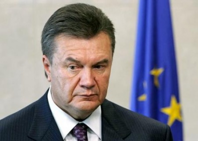 Янукович с ближайшим окружением объявлен в розыск