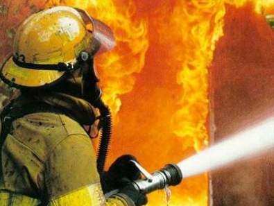 В Кривом Роге ликвидирован пожар и спасен мужчина