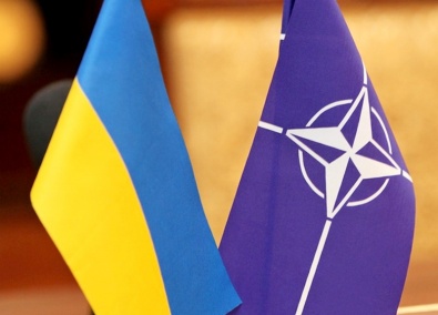 Украина возобновляет курс на членство в НАТО