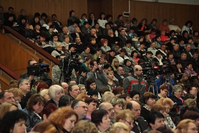 На Днепропетровщине около тысячи директоров школ и лицеев обсудили новый формат работы с областной властью