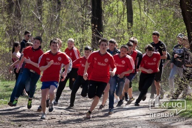 Юные спортсмены Кривого Рога приняли участие в Ежегодном традиционном Весеннем кроссе