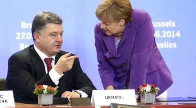 Порошенко и Меркель обсудили нарушение перемирия на Донбассе