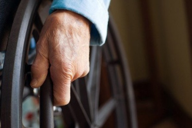 В Кривом Роге профинансирована материальная помощь ветеранам, инвалидам-колясочникам и долгожителям