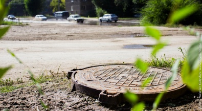 «Криворожжилстрой» реконструирует канализационную сеть в Пятихатках на 9,7 млн гривен
