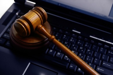 Украинцы смогут подавать в суд через интернет