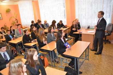 Школьники Днепропетровщины будут изучать историю Майдана и АТО