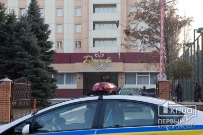 Преступника с гранатой обезвредил командир спецбатальона «Кривбасс» (Видео задержания)