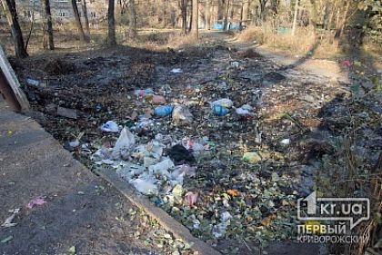 Путь к детскому саду сквозь дым, мусор и битое стекло