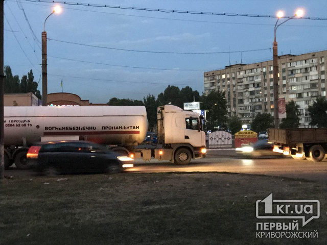 Внимание! Ограничено движение грузовых авто в Днепропетровской области