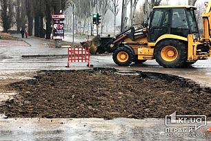 Работы по ремонту коллектора на центральном проспекте Кривого Рога заканчиваются