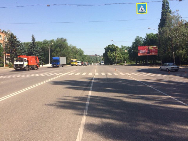 В Кривом Роге водитель на ВАЗ сбил пешехода