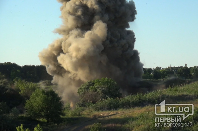 Украинцы находят боеприпасы на огородах и во время строительных работ