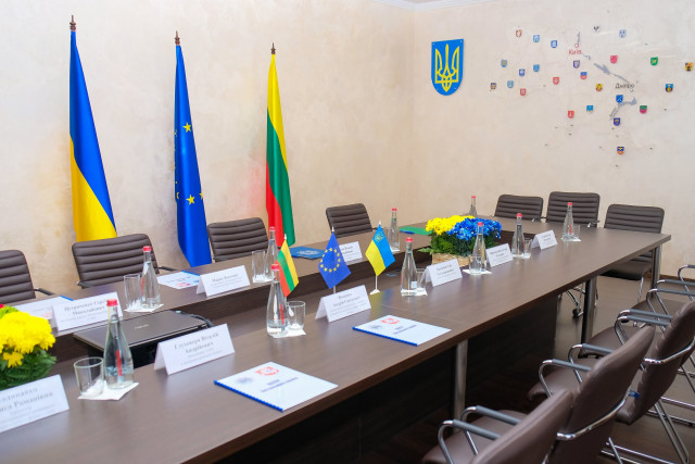 На Дніпропетровщині відкрився перший в Україні Центр литовського права