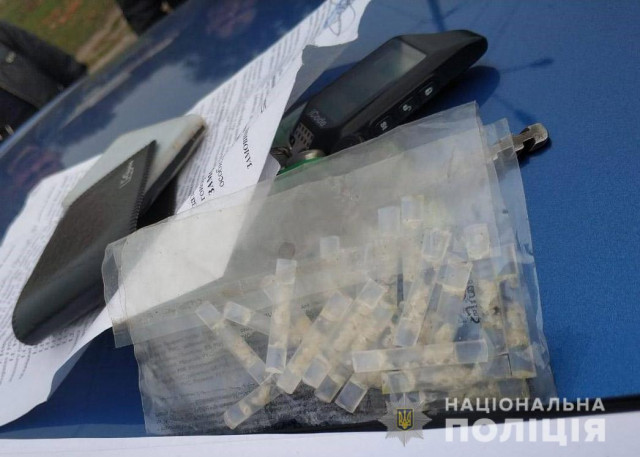 Криворожские полицейские разоблачили ОПГ, члены которой продавали наркотики