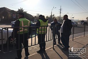 Из-за ДТП с маршруткой в Кривом Роге образовалась пробка