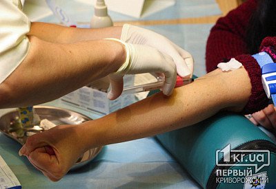 Доноры Днепропетровской области помогли спасти 40 раненных бойцов АТО