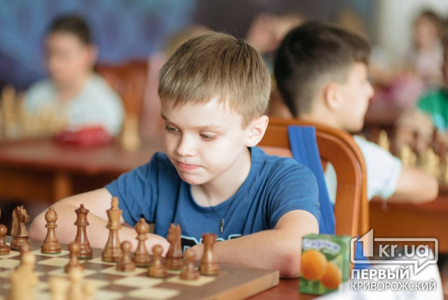 Юный криворожанин сыграл на турнире по шахматам в Николаеве