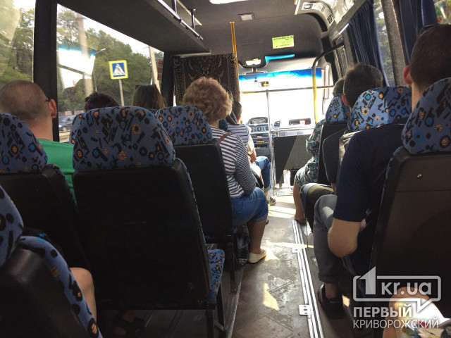 Депутаты Кривого Рога не хотят заменить душные маршрутки вместительными автобусами